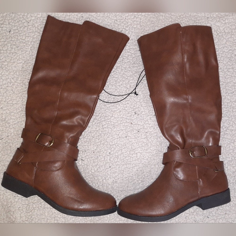 NIB 5M Style & Co. Madixe Cognac BOOTS with buckle Women's stylish!